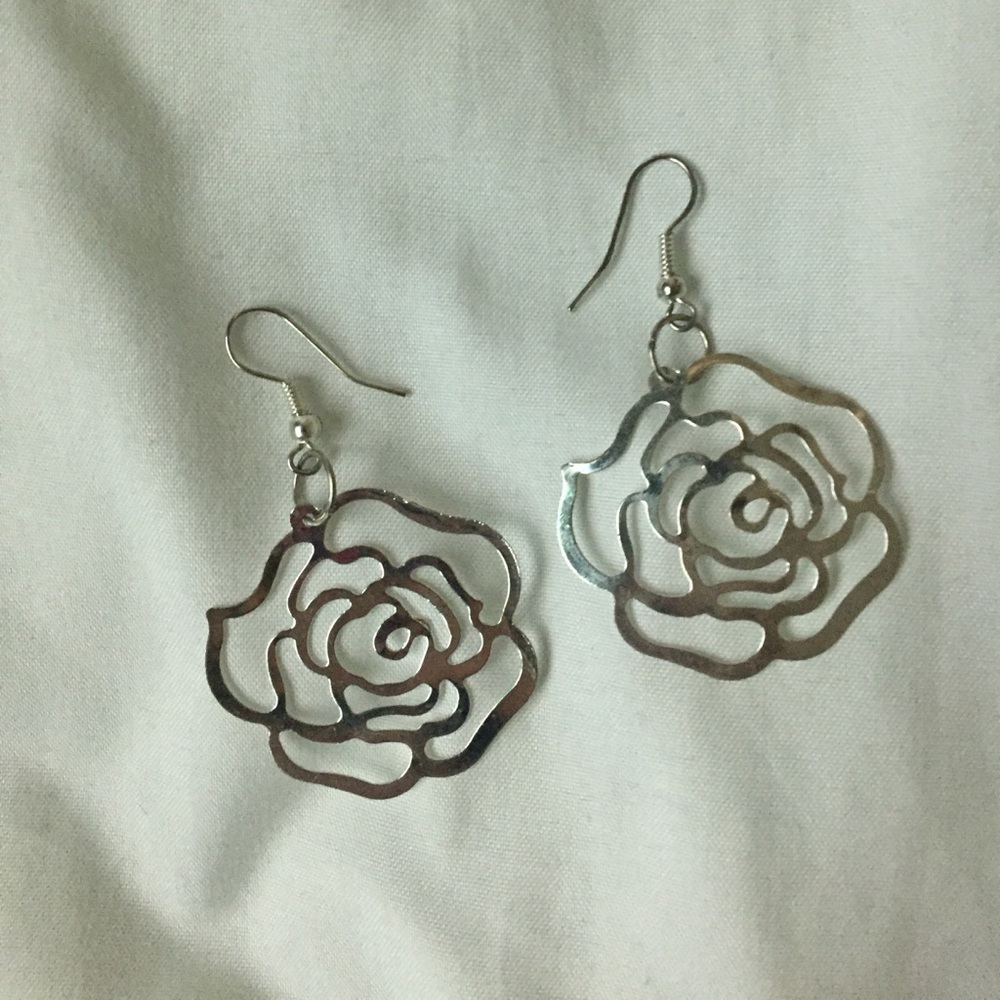 Flower earrings